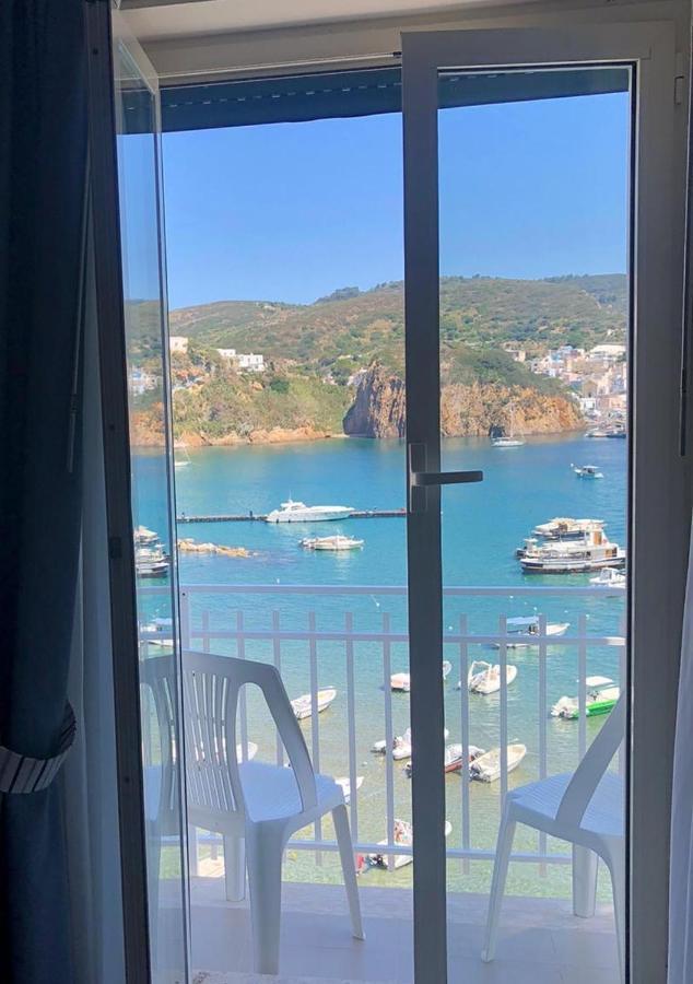 Hotel La Baia Ponza Eksteriør bilde