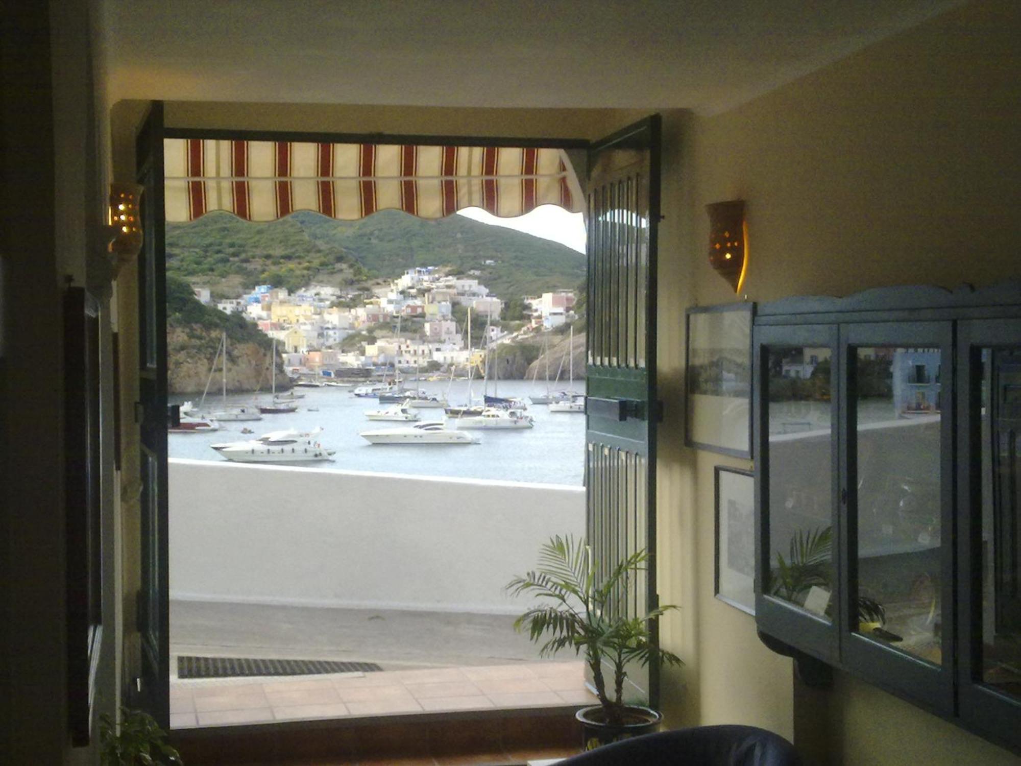 Hotel La Baia Ponza Eksteriør bilde