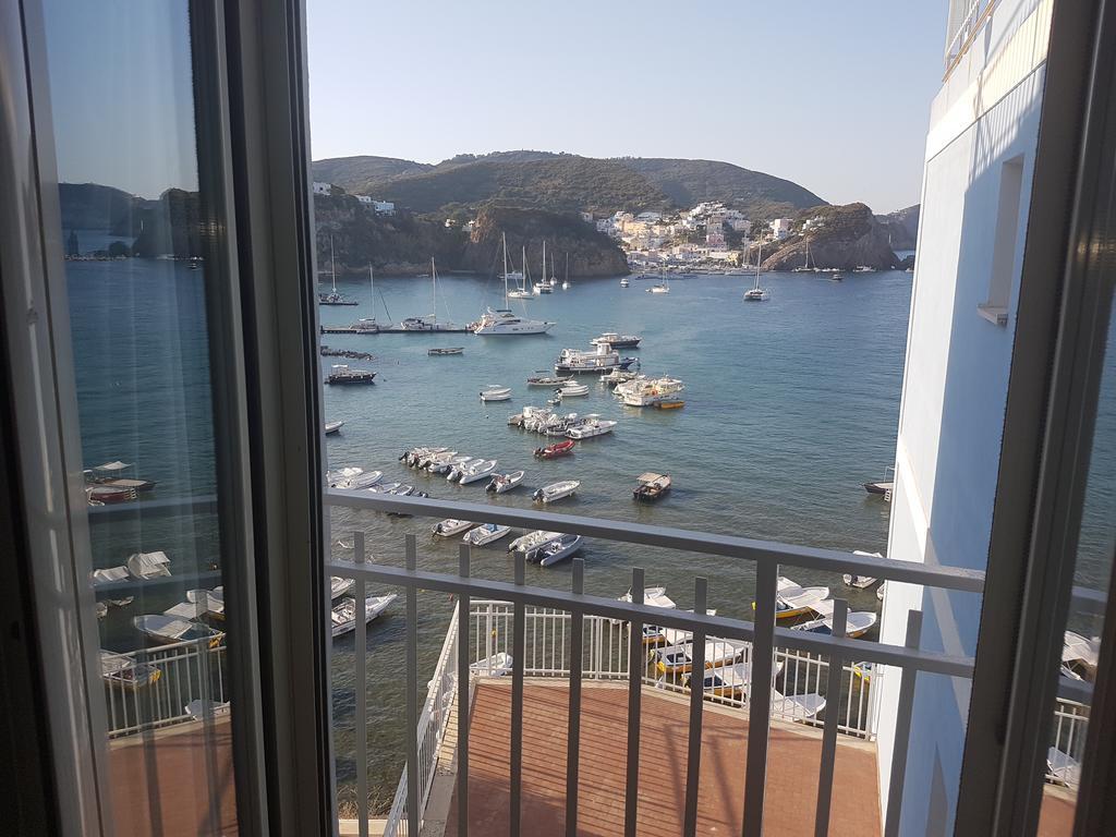 Hotel La Baia Ponza Eksteriør bilde
