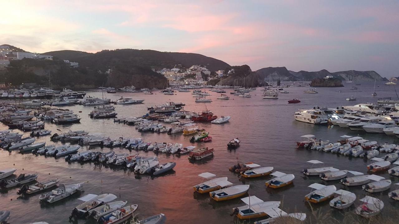 Hotel La Baia Ponza Eksteriør bilde